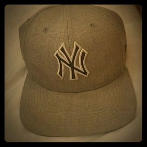 New York Yankees hat
